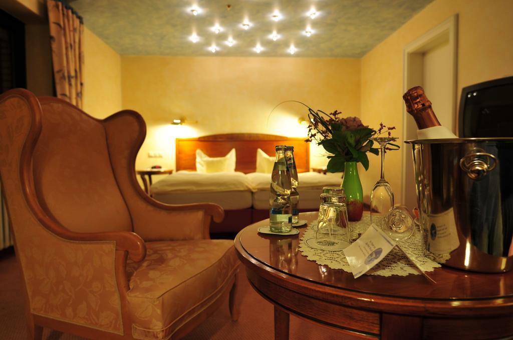 Hotel Tannenhof Bad Wünnenberg Habitación foto